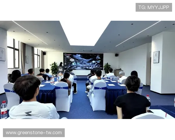 沙龙官方：深度解读行业热点话题的专业平台